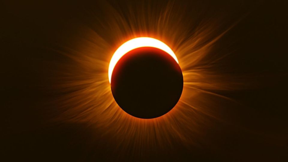 El eclipse solar de este mes de abril podrá ser observado desde nuestro país, aquí te dejamos saber los detalles.