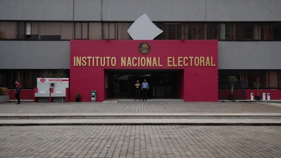 Buscan constituir un sólo órgano electoral y reducir gasto a los partidos