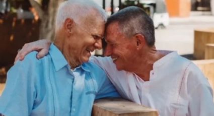 ¡Ternura! Abuelitos gay festejan sus 35 años de amor con sesión y ¡se hacen virales!