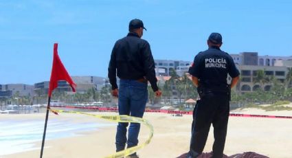 Mueren turistas tras ser arrastradas por el mar en Los Cabos