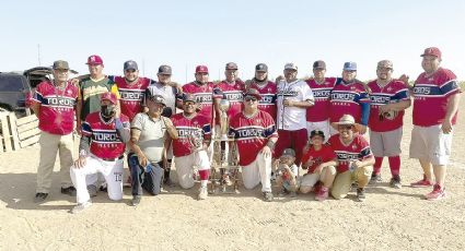 Embisten los Toros al Motel Oasis en Liga Independiente de Beisbol Amateur