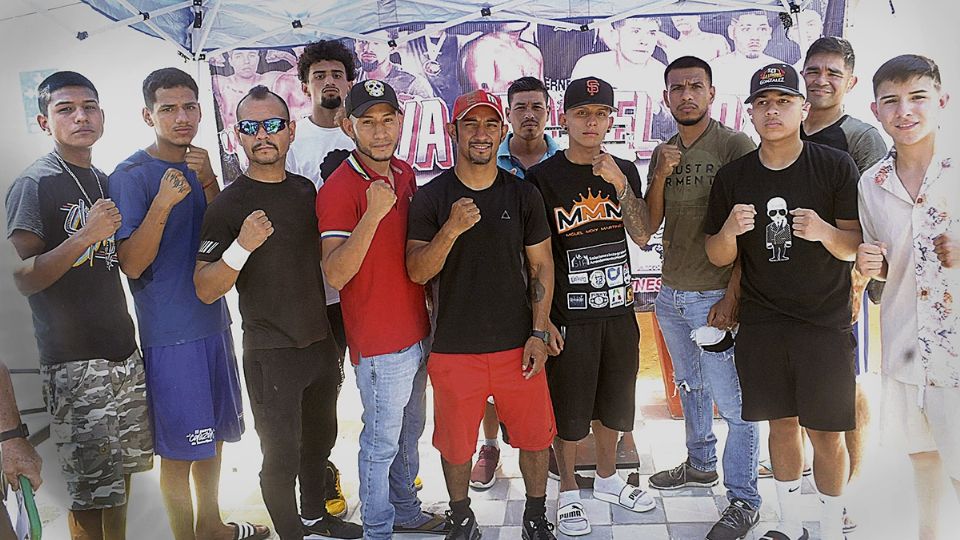 Los boxeadores están listos para lanzar sus mejores golpes y dar una noche de alegrías a su público de Nuevo Laredo