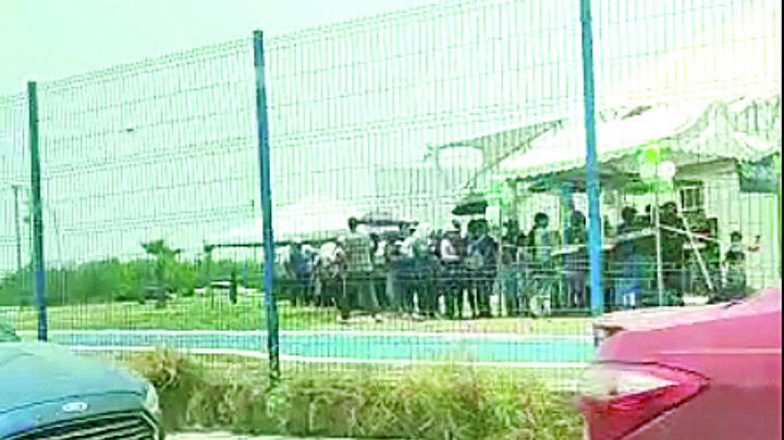 ‘Disfrazan’ de brigada actos de campaña a favor de ‘El Truko’