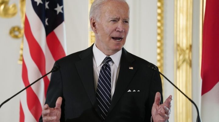 Biden rompe protocolo y dice que EU intervendría militarmente si China invade Taiwán