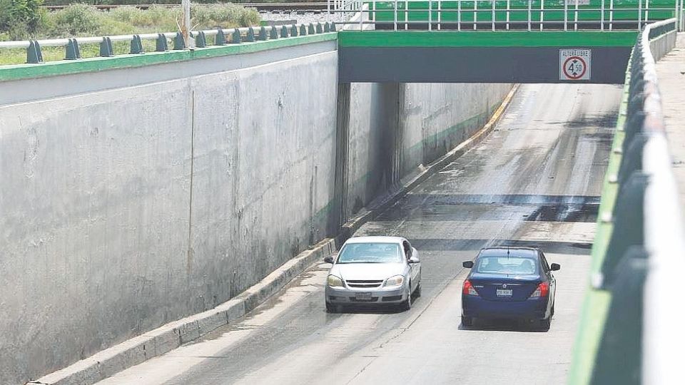 Por la tarde, el paso a desnivel Anáhuac ya había sido reabierto y se le colocaron nuevas bombas para drenarlo. 
