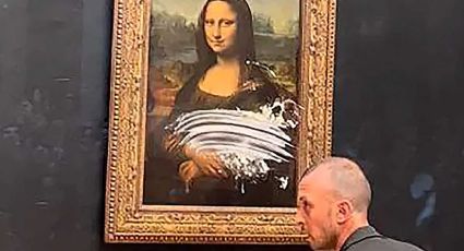 VIDEO: Disfrazado de inválido, un hombre le sorraja un pastelazo a la Mona Lisa