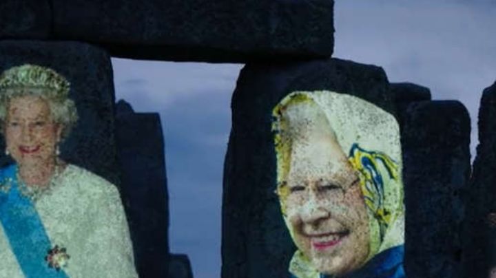 Proyectan en Stonehenge fotografías de la Reina Isabel II por jubileo de platino
