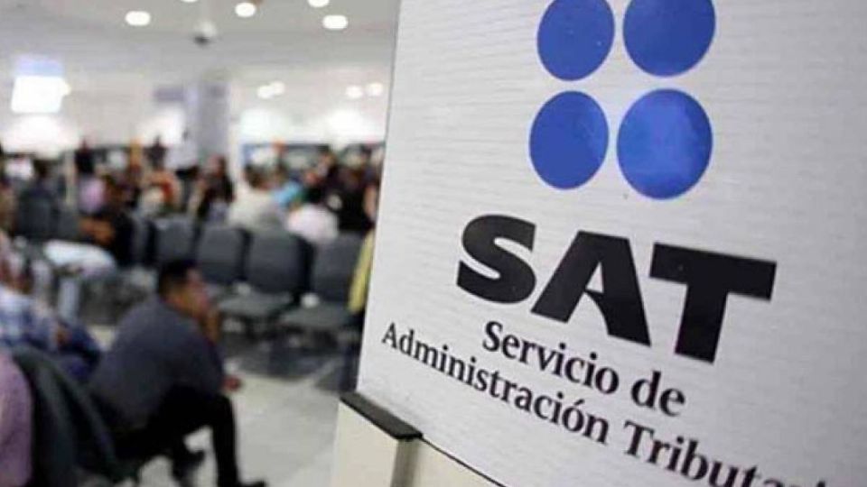 En beneficio de los contribuyentes, quienes armaron largas filas para obtener dicho documento, el SAT aplazará la obligatoriedad del trámite