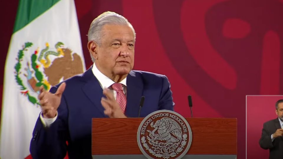 El presidente de México mantuvo la neutralidad ante el conflicto armado europeo, respetando el artículo 89 de la Constitución, la cual aboga por la no intervención.