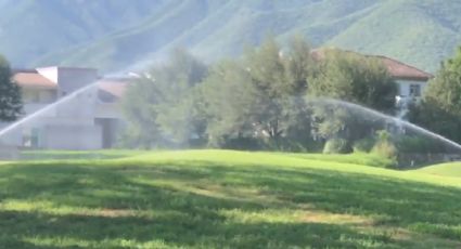 VIDEO: A pesar de la escasez de agua en NL, campo de Golf siempre riega sus campos