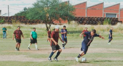 Con un ‘póker’ conduce  Moya gane de Sección 30 en Liga Ferrocarrilera