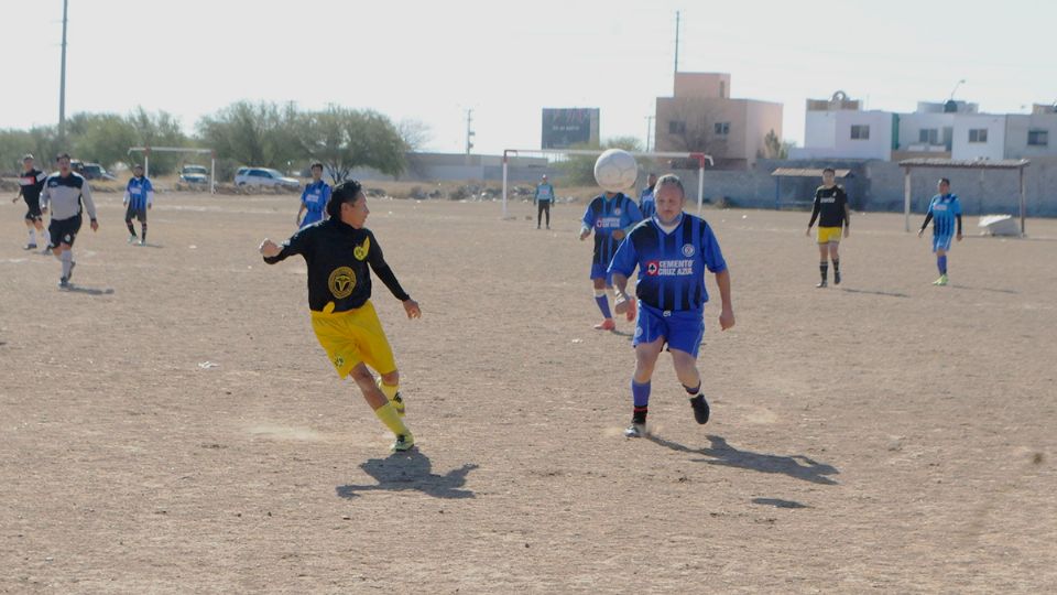 Los “galenos” le inyectaron una goliza al tradicional equipo de la Victoria para pelear la cima de la Liga Colosso