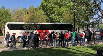 Texas pagó 1,400 dólares por migrante llevado en autobús desde la frontera hasta Washington