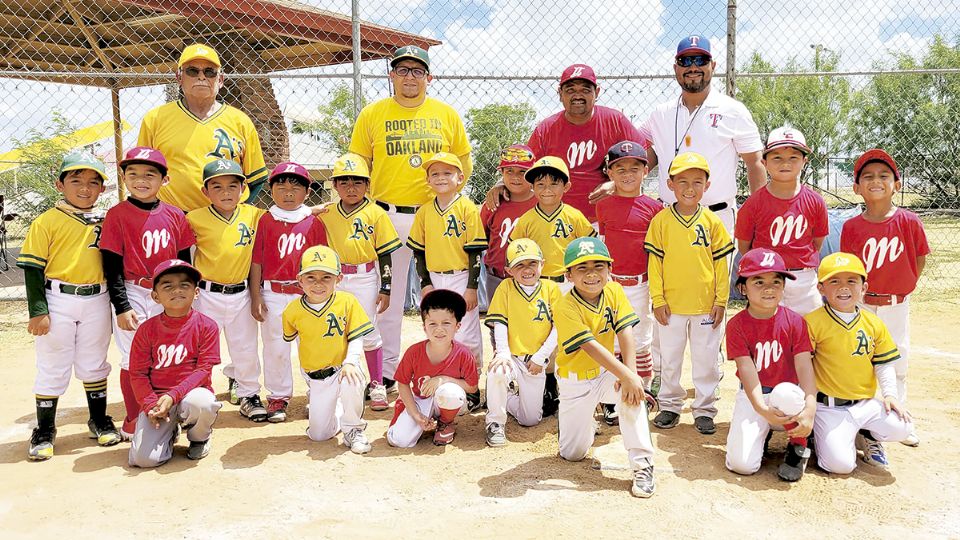 Peloteritos se lucen al mostrar sus habilidades con el bat y el guante