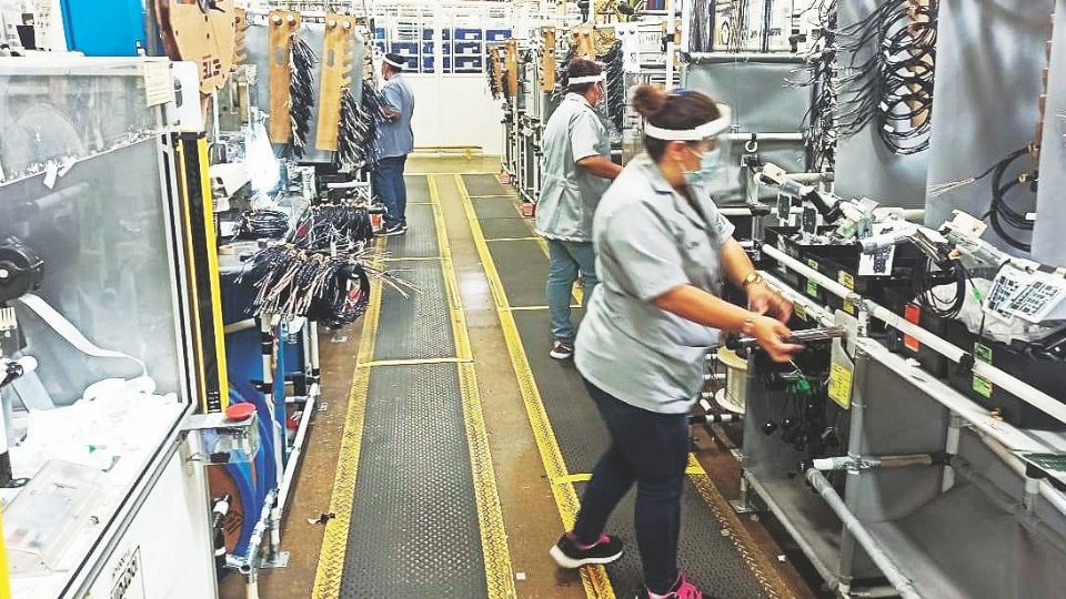 La industria maquiladora de Nuevo Laredo registra un agresivo crecimiento. 
