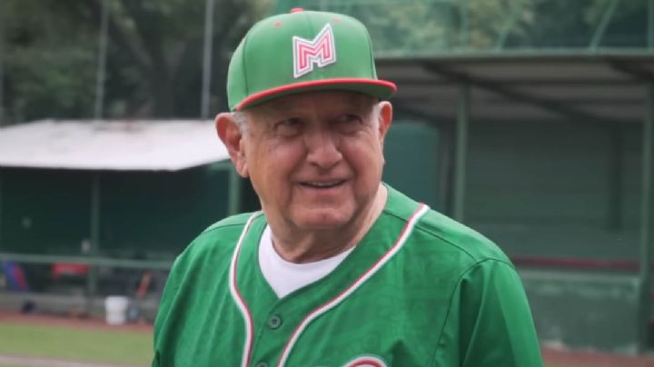 Juega AMLO con estrellas del béisbol (VIDEO)