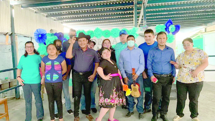 Celebra CERAC Día de la Familia Especial