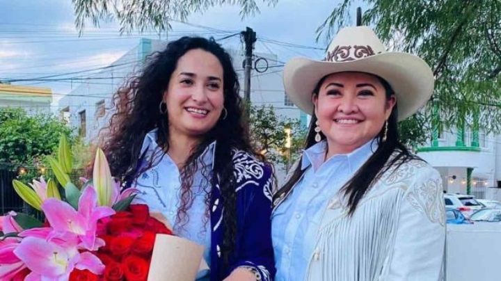 El amor en el aire: Funcionaria pública se compromete durante marcha LGBTTTI+ de Ciudad Victoria