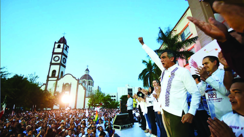 La celebración por el triunfo del doctor Américo Villarreal Anaya se prolongó hasta el lunes en la plaza Juárez en Ciudad Victoria, donde se reunieron miles de tamaulipecos.