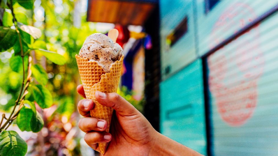 En la ciudad hay heladerías que fabrican sus propios productos con su toque y receta especial.