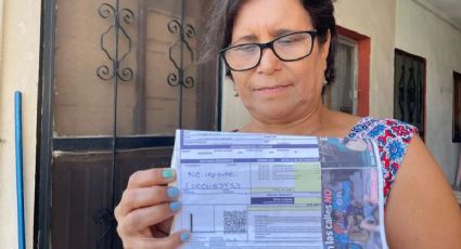 Mujer recibe recibo de agua de 59 mil pesos en Monterrey pese a cortes de servicio