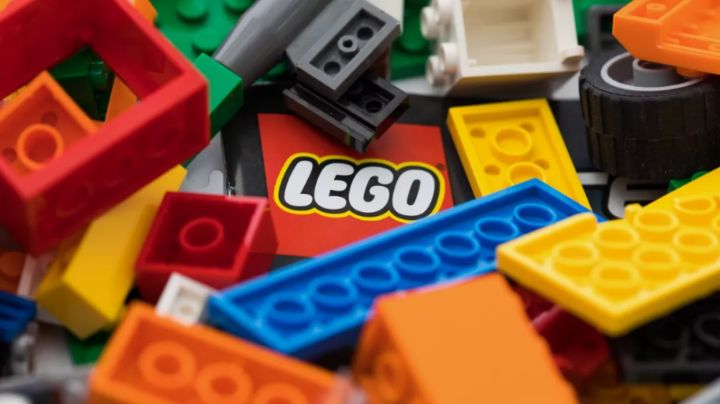 Lego se une a las demás empresas y deja de vender sus juguetes en Rusia