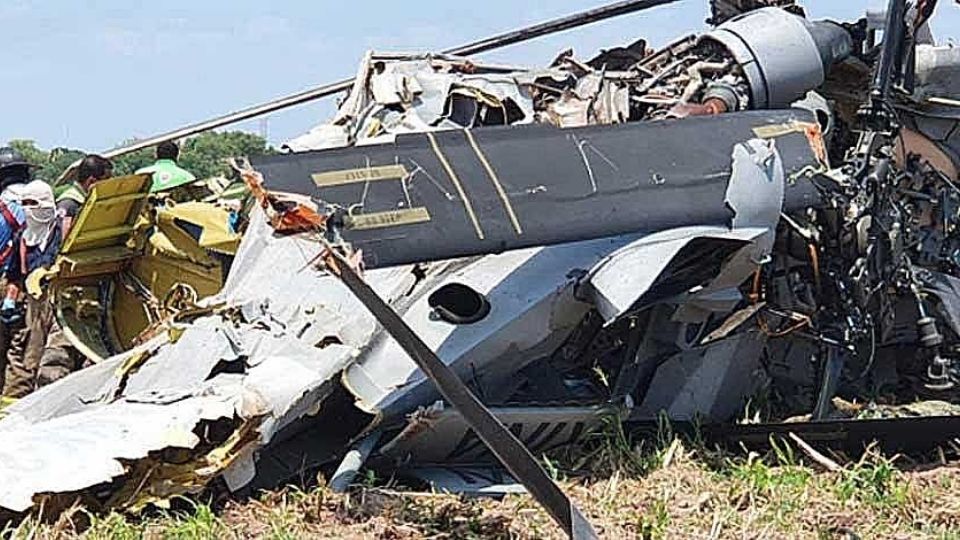 Cae helicóptero en Los Mochis, Sinaloa