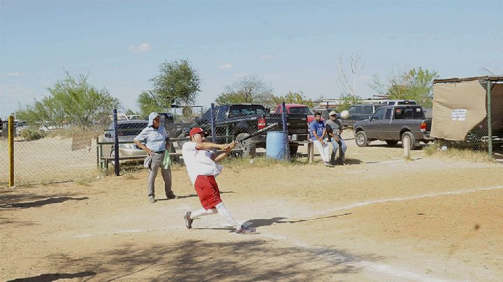 Autolavado Luna gana por paliza a los Piratas en  Liga de Softbol Alijadores