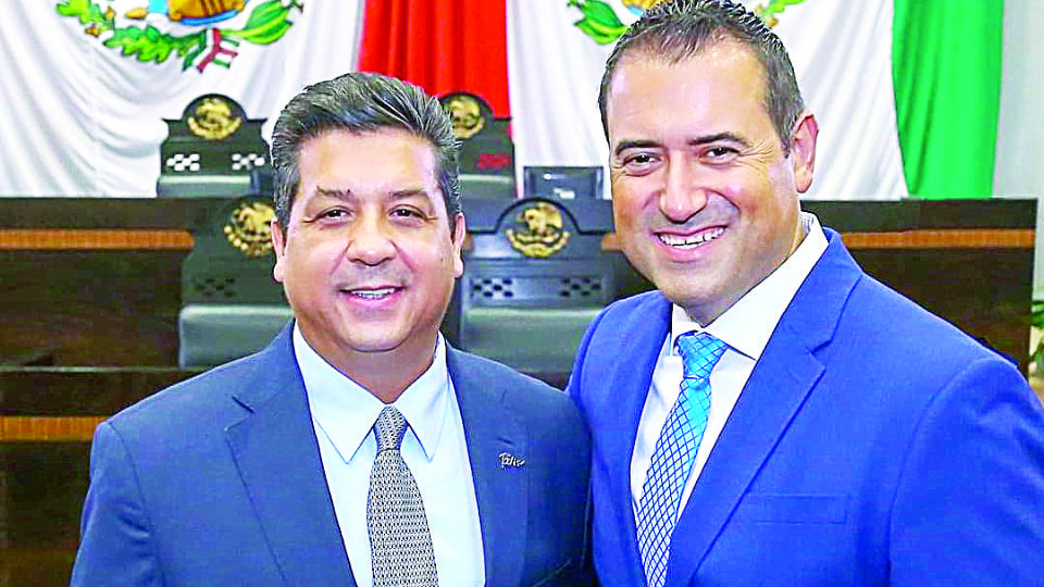 Félix “El Moyo” García Aguiar es acusado por la bancada morenista de ser el instrumento de Francisco García Cabeza de Vaca, gobernador de Tamaulipas, en el Congreso Estatal.