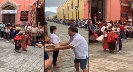 ¡Qué bonito! Asistentes a la Guelaguetza arman "coperacha" para abuelitas artesanas VIDEO