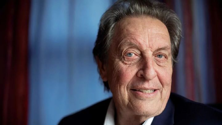 "Quieren que embarace a mujeres de clase alta" asegura padre de Elon Musk