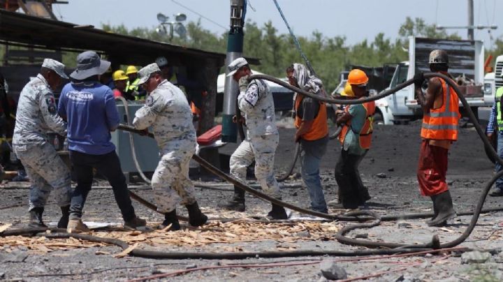 ÚLTIMO MOMENTO: Inicia rescate de mineros en Coahuila; entra el primer buzo