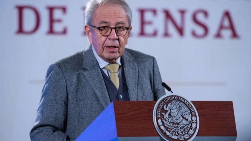 Sin revelar más detalles de su estado, el presidente mexicano deseo una pronta recuperación al funcionario federal