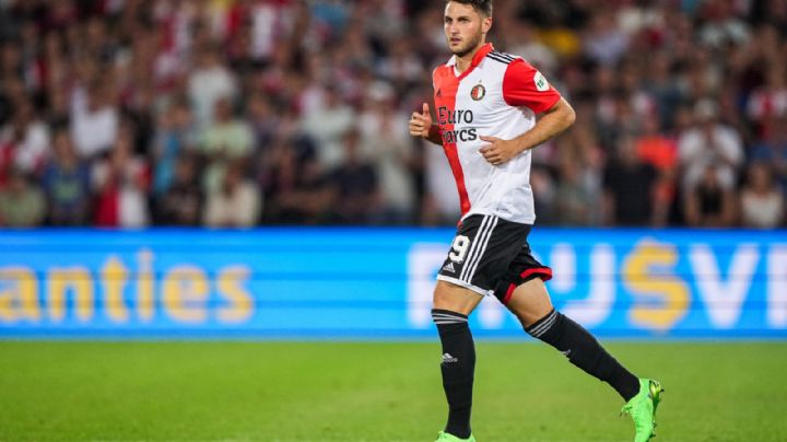 Debuta Santiago Giménez con el Feyenoord en la Eridivisie