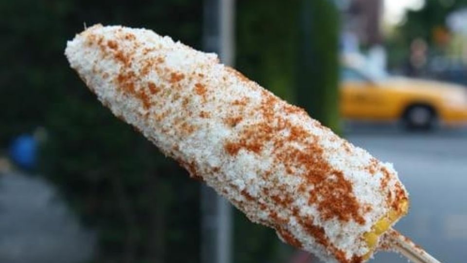 Dueños de negocio ofrecen elotes sin costo por un año en Apodaca si ayudan a identificar a ladrones