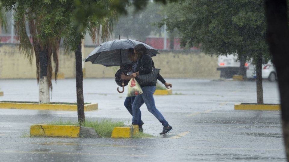 Se espera que el domingo y lunes arrecien las lluvias debido al fenómeno