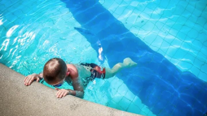 Muere niño de 5 años al caer en una alberca en Rio Bravo