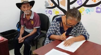 Familia adopta a abuelito de 93 años que vivía en la calle