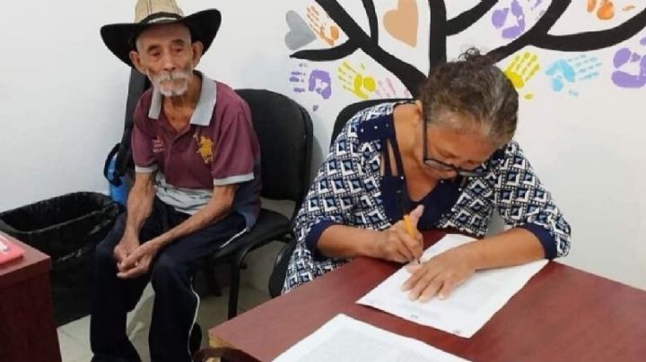 Familia adopta a abuelito de 93 años que vivía en la calle