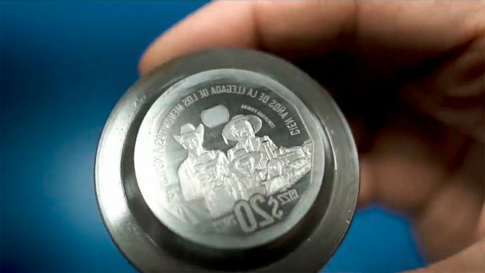 El diseño de esta excelente pieza llama la atención de coleccionistas y aficionados a la numismática