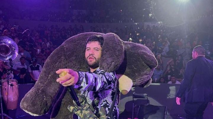 Luis R. Conriquez cancela conciertos tras acabar exhausto en Nuevo Laredo