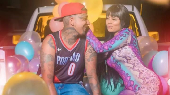 Mona y Geros son confundidos con "ladrones" en tienda de ropa "se siente feo"