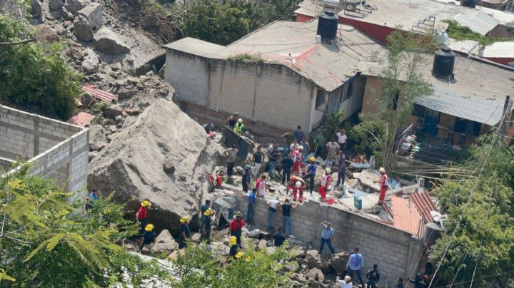 Derrumbe aplasta a madre e hija; rescatistas las encuentran abrazadas