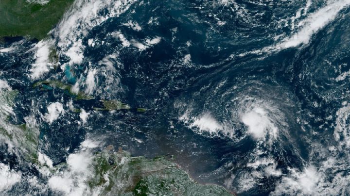 Tormenta tropical Fiona dejará torrenciales lluvias; sigue la trayectoria en vivo
