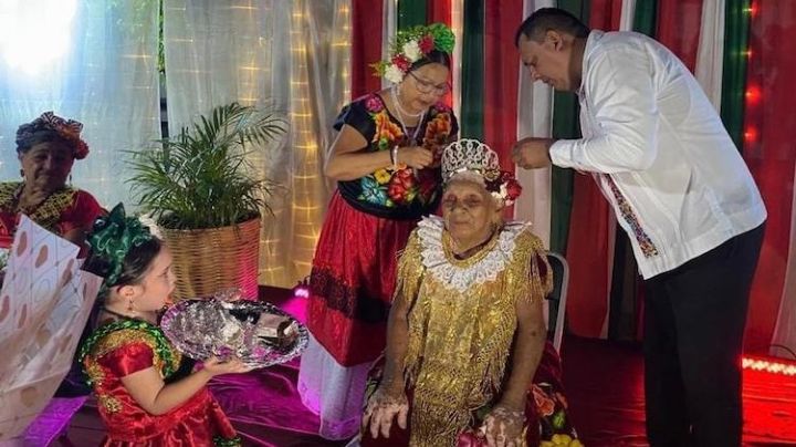 Abuelita zapoteca de 104 años es 'Señora Independencia'