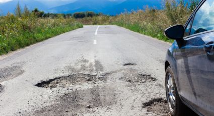 ¿Adiós a los baches?: Estudiante crea pavimento a base de llantas recicladas