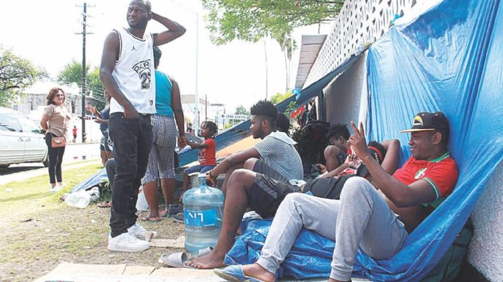 Dejan Nuevo Laredo más de 3 mil migrantes; albergues están al 30-40 por ciento