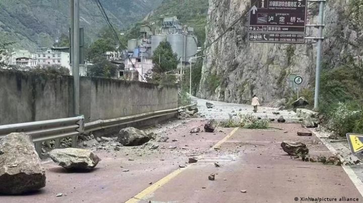 Terrible sismo de 6.8 en China deja 21 muertos y múltiples daños