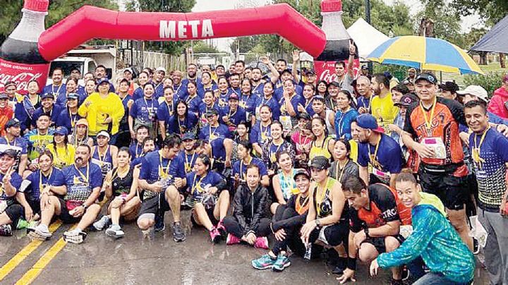 Pese a lluvia, realizan carrera por 60 Aniversario de Secundaria 2