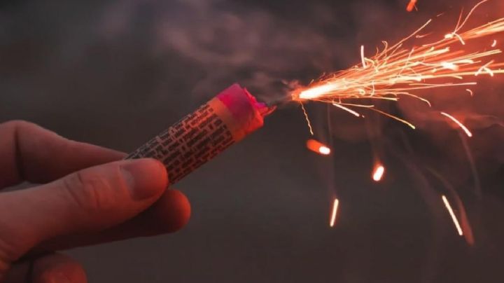 Como 'broma' le arrojan cuetón a niño en Tamaulipas; le destroza dos dedos